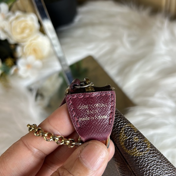 Louis Vuitton Limited Edition Mini Pochette - Picture 9 of 11